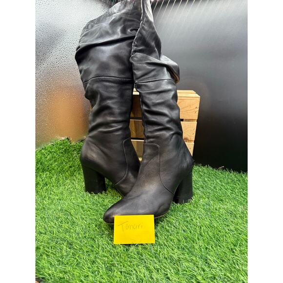 Tahari-Black-Leather-Tall- Heeled Boots-Size 9.5W - Picture 10 of 10